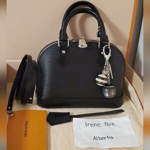 Louis Vuitton Alma BB Epi Leather in black ❗️FIRM❗️